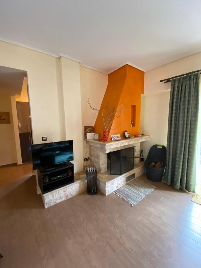 Villa Ria Kalavryta Eksteriør billede